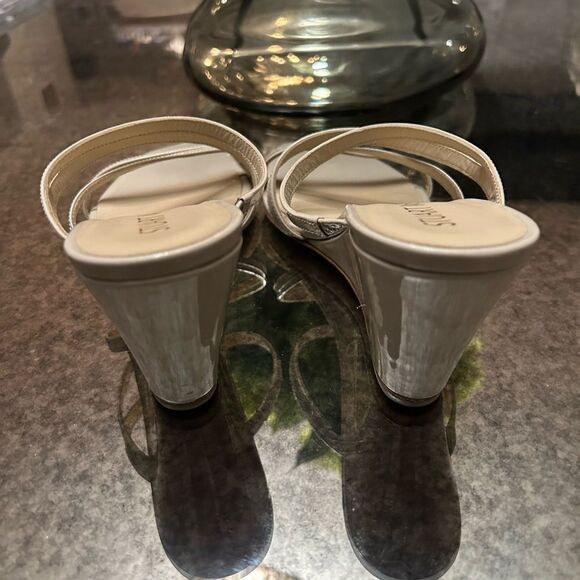 Stuart Weitzman Strapeze 85 Nude Wedge Sandals NEW - Picture 4 of 4